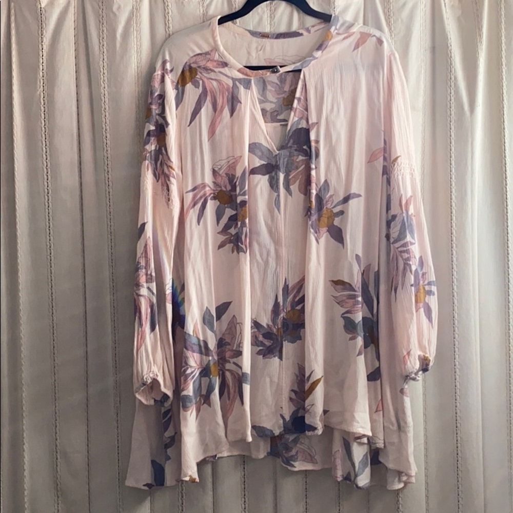 Free People Floral Flowy Top Size Large
